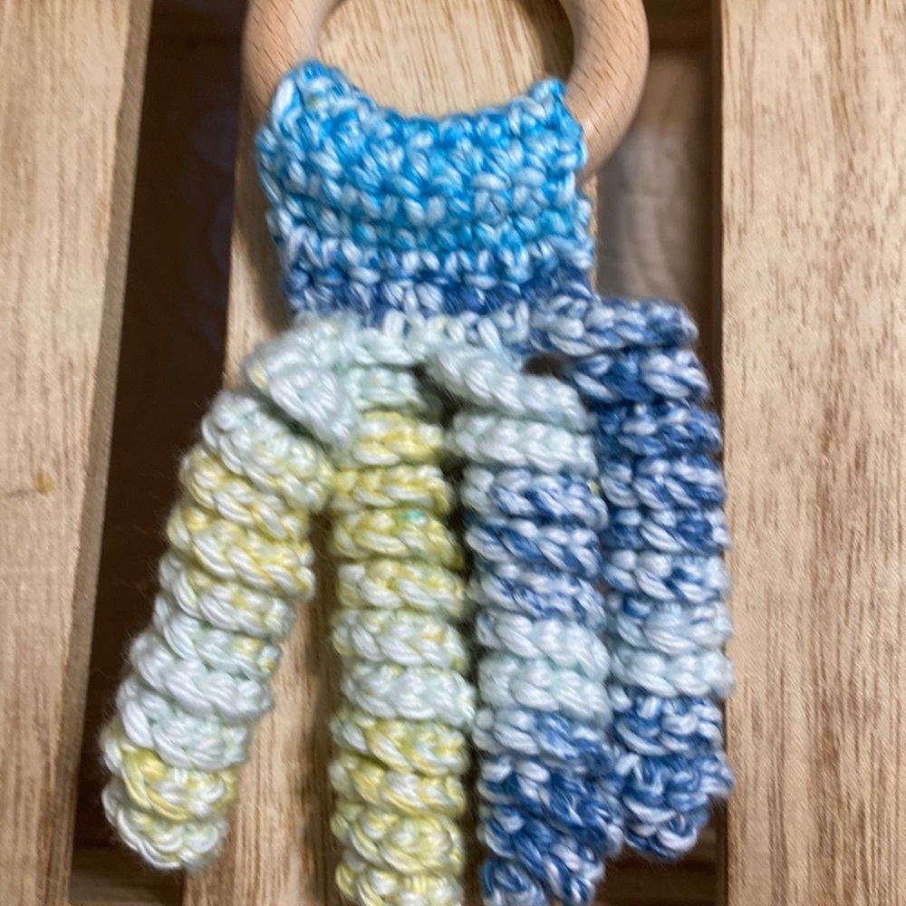 Baby Teether - natural wood Octo teething ring